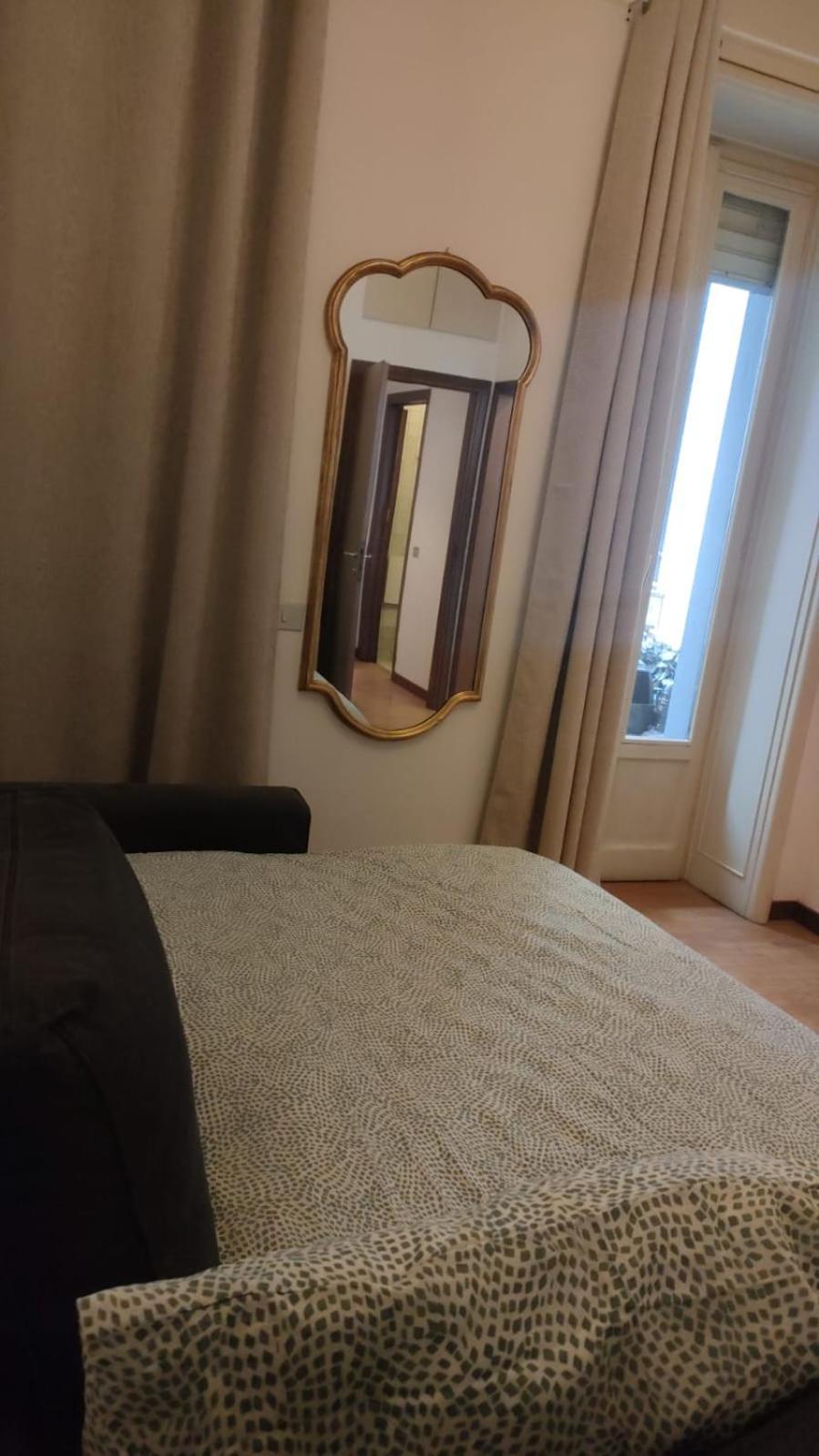 Very Big Apartment At 3 Minutes On Foot From Duomo Cathedral Milan Exterior photo